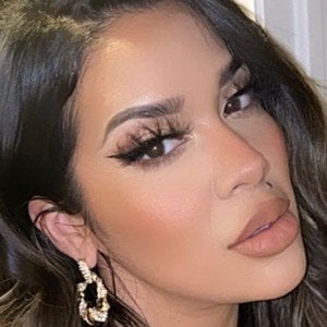 Nikki Glamour Profile Picture