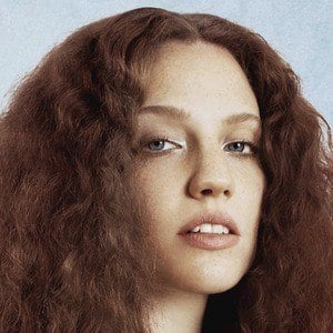 Jess Glynne Profile Picture