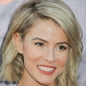 Linsey Godfrey Profile Picture