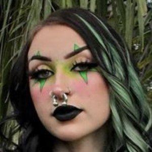 Gothlunch Profile Picture