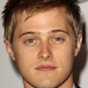 Lucas Grabeel