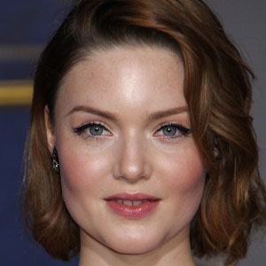 Holliday Grainger Profile Picture