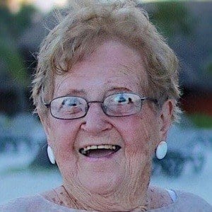 Grandma Droniak Profile Picture