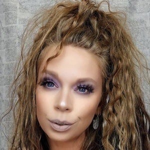 Grav3yardgirl Profile Picture