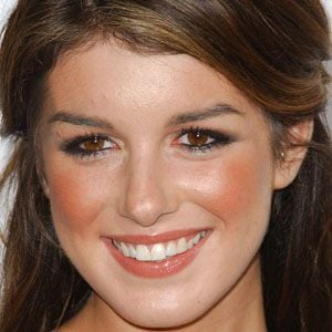 Shenae Grimes