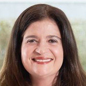 Alex Guarnaschelli Profile Picture