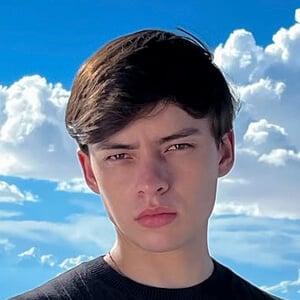 Eleazar Guevara Profile Picture