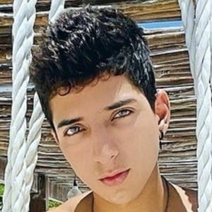 Caín Guzmán Profile Picture