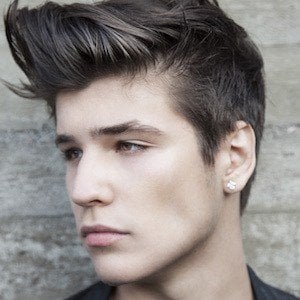 Anton Hagman Profile Picture