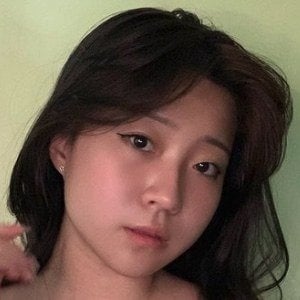 Lily Hanabi Profile Picture