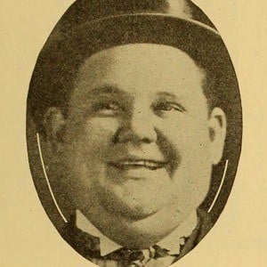 Oliver Hardy Profile Picture