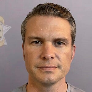 Pete Hegseth Profile Picture