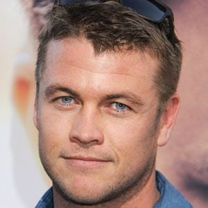 Luke Hemsworth Profile Picture