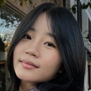 Hjevelyn Profile Picture