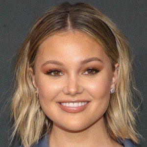 Olivia Holt Profile Picture