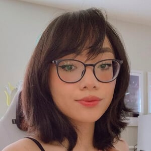 honeebell Profile Picture