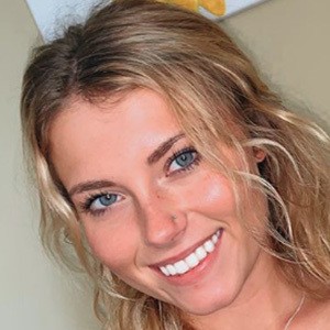 Hopealiviia Profile Picture