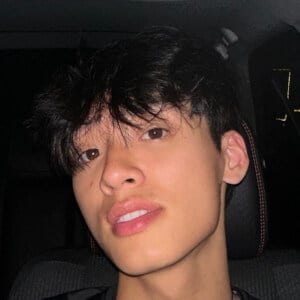 Johnny Huynh Profile Picture