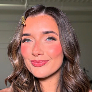 Annalivia Hynds Profile Picture