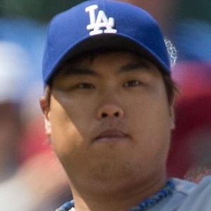 Hyun-jin Ryu Headshot 