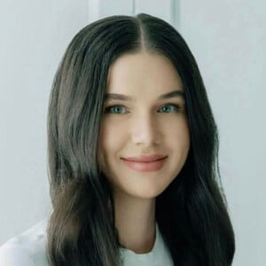 Caitlin Iola Profile Picture
