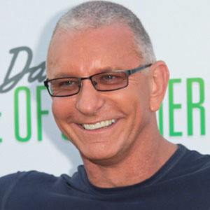 Robert Irvine Profile Picture