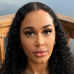 Anita Isabella Profile Picture