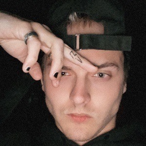 Itsnotsowavy Profile Picture