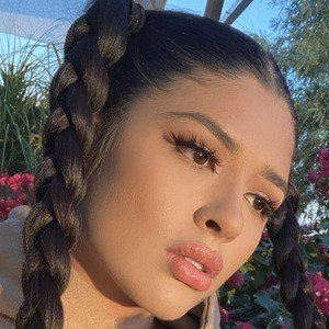 jauucy Profile Picture