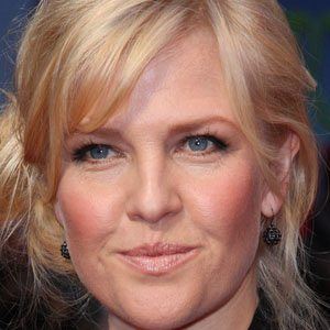 Ashley Jensen Profile Picture