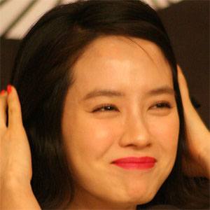 Song ji hyo birthday