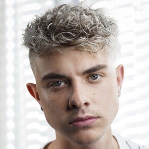 Jonas Ems Profile Picture