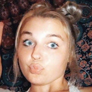 Emma Elizabeth Jones Profile Picture