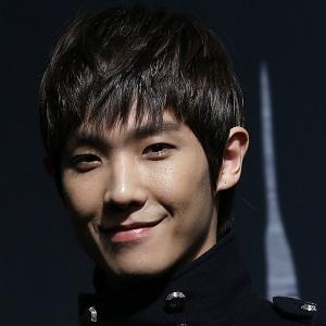 Lee Joon - Age, Family, Bio | Famous Birthdays