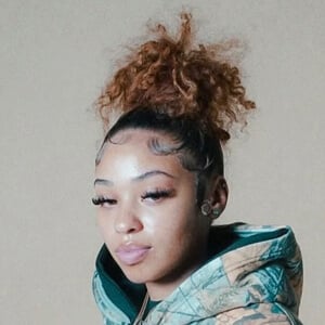 kamiyaajoness Profile Picture