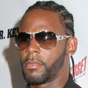 R. Kelly Profile Picture