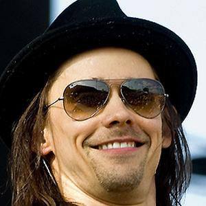 Myles Kennedy Profile Picture