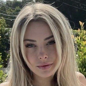 Corinna Kopf - Age, Family, Bio | Famous Birthdays