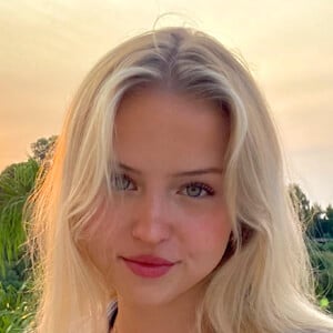Niki Kozielec Profile Picture