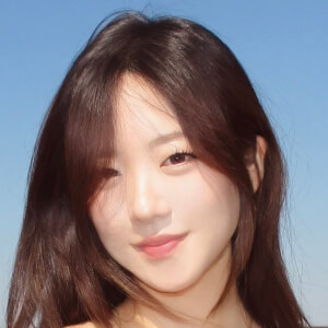 Michelle Kwon Profile Picture