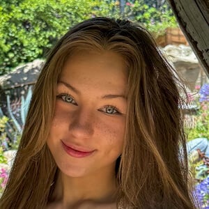 Anya Lacey Profile Picture