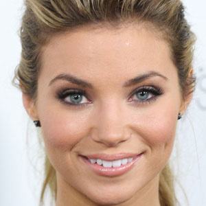 Amber Lancaster Profile Picture