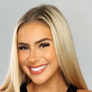 Sarah Lauren Profile Picture