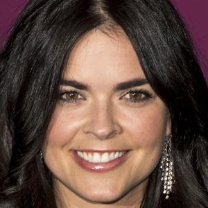 Katie Lee - Age, Family, Bio | Famous Birthdays