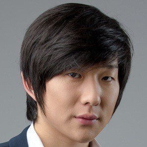 Pyong Lee Profile Picture