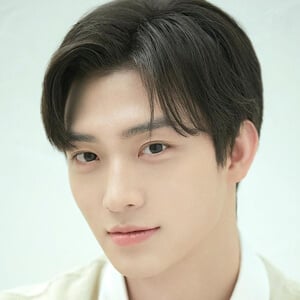 Sang Heon Lee Profile Picture