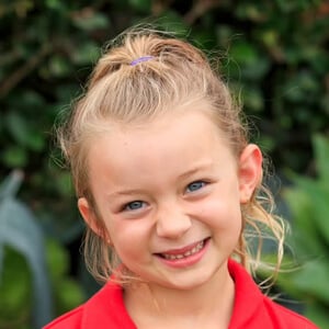 Ivy Lewis Profile Picture