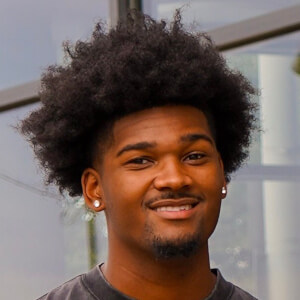Seth Lewis Jr. Profile Picture