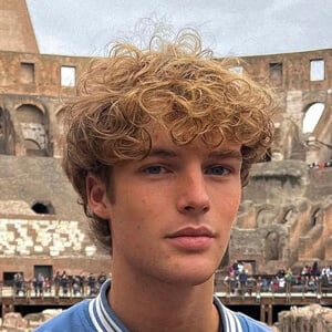 Max Lewis Profile Picture