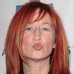 Vicki Lewis